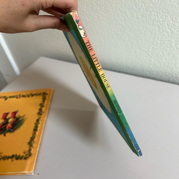 VTG set nostalgic books the Little House '69, Miss Suzy '64, Rosie’s Walk '68 - Picture 7 of 16